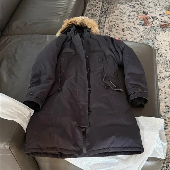 Canada Goose Black Puffer Coat with Fur Trim- small blue - Picture 1 of 5